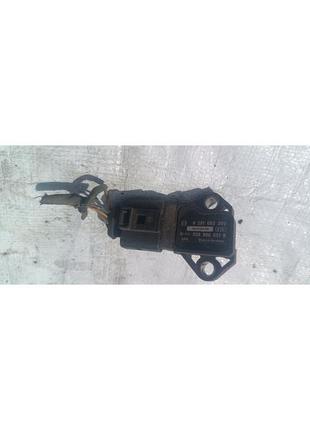 Датчик давления надува 0281002399 volkswagen