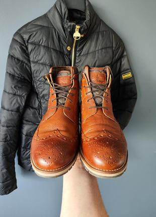 Продам оригінальні черевики броги barbour