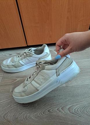 Кроссовки tommy hilfiger 39 размер (24.5см)