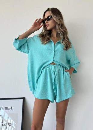 Костюм женский с шортами