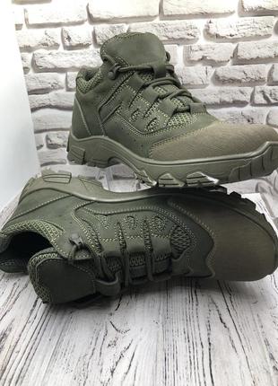 Чоловічі шкіряні кросівки короткі берці колір зелений трекові кросівки з підсилювачем шкіри