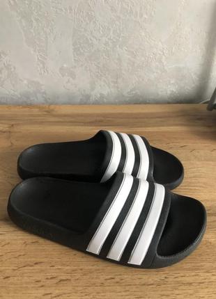 Шлепанцы шлепки пантолеты adidas 36р состояние новых
