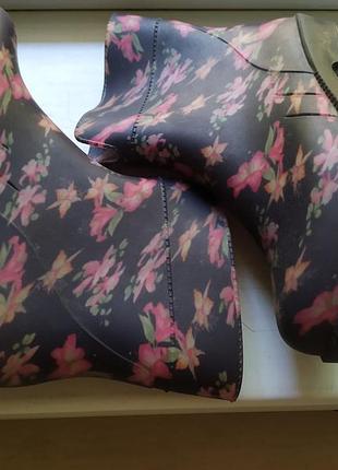 Резиновые женские сапожки 38 размер