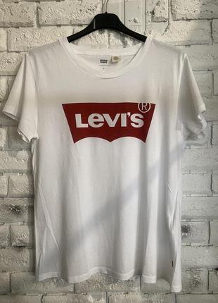 Футболочка від levi’s