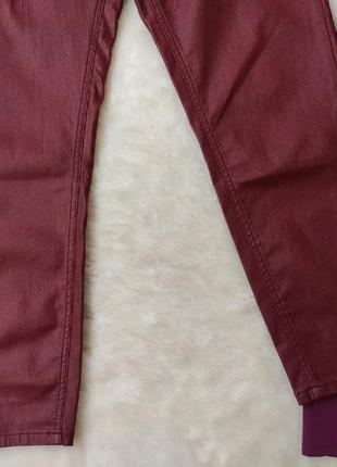 Красные бордовые кожаные штаны брюки джинсы скинни с напылением стрейч высокая талия5 фото