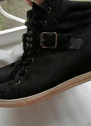 Сникерсы люкс бренда paul green.