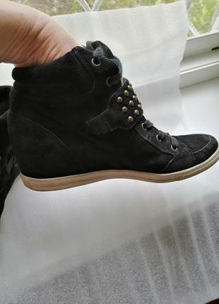 Сникерсы люкс бренда paul green.