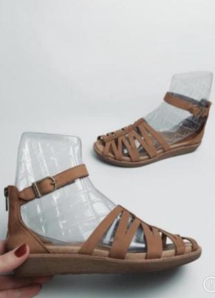 Сандалі босоніжки teva