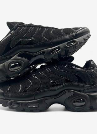 Кроссовки (➡️ nike air max tn plus triple month)🥷🏻