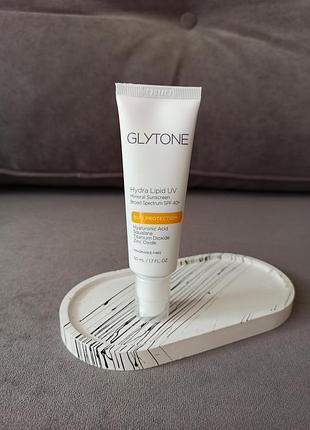 Мінеральний сонцезахисний крем glytone hydra lipid uv mineral sunscreen broad spectrum spf 40 50ml