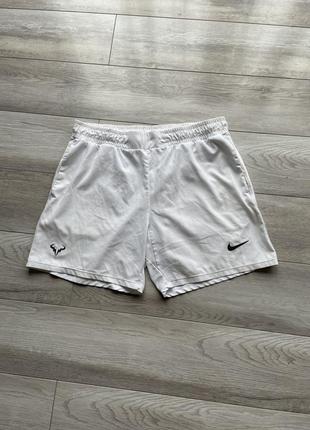 Теннисные шорты nike court rafa1 фото