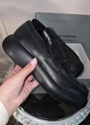 Женские лоферы