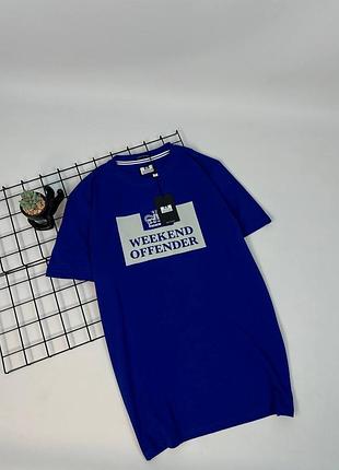 Футболка weekend offender