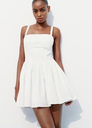 Сукня з об'ємною спідницею zara