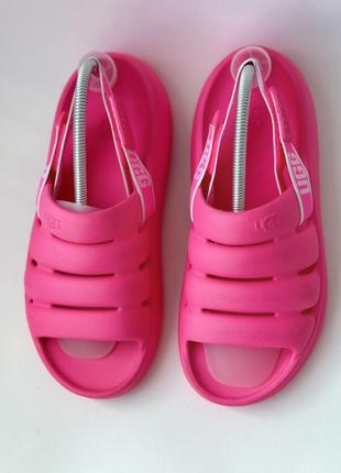 Гумові шльопанці ugg (оригінал)