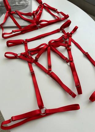 Контурное красное белье портупея с открытым доступом контурное красное белье