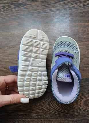 Дитячі кросівки 8