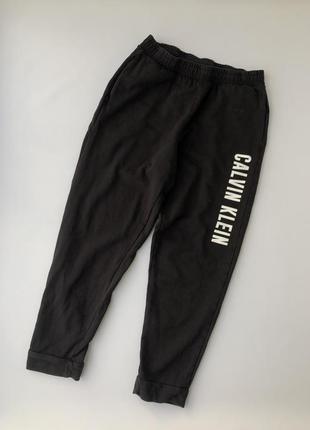 Спортивные штаны calvin smal оригинал