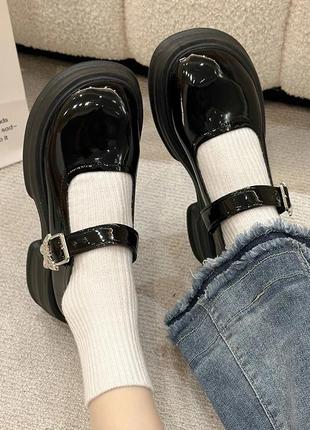 Чорні туфлі мері джейн лоліти із застібкою метеликом