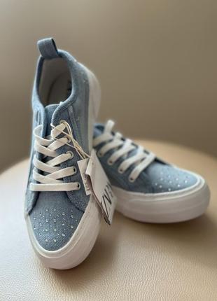 Кеди zara