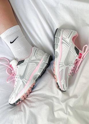 Zoom vomero 5 pink