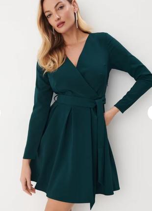 Красиве плаття сукня на запах