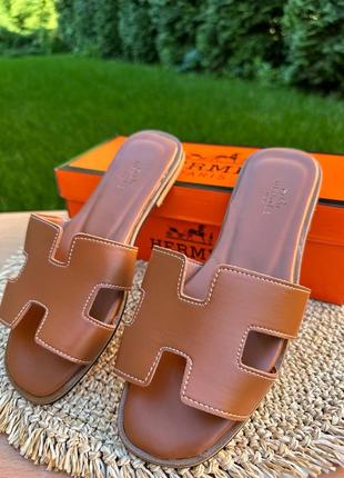 Шлепанцы hermes