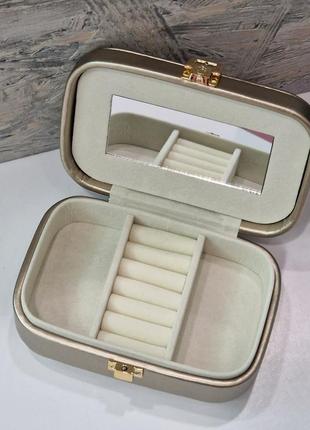 Скринька (шкатулка) для прикрас