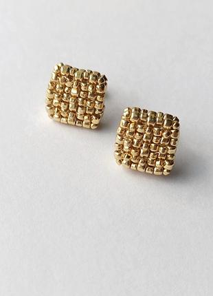 Минималистичные серьги квадраты. серьги из бисера ручной работы. серьги - гвоздики.