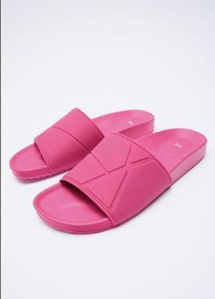 Шлепанцы zara.