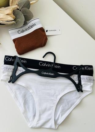 Жіночі трусики calvin klein
