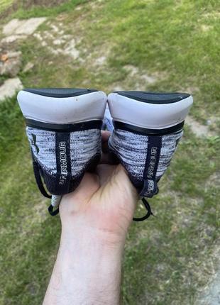 Кроссовки under armour lightning 2 3000013-001 2