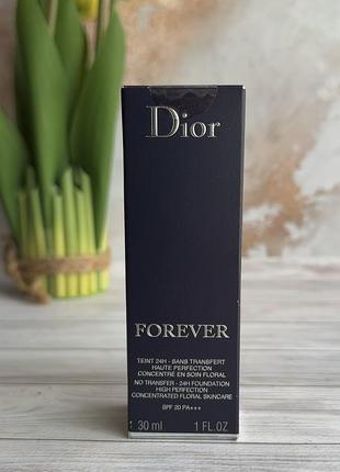 Тональная основа dior forever