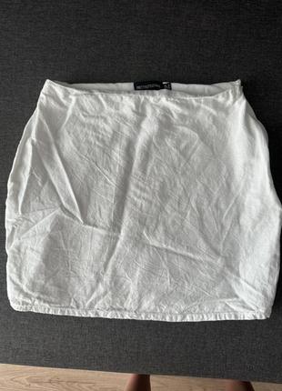 Короткая юбка, ткань в виде лен
