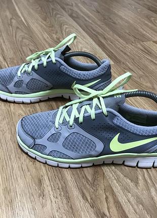 Кроссовки nike free run