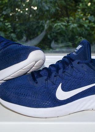 Sports shoes flipkart nike deals