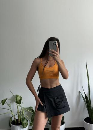 Новые топы от nike с чашками 4