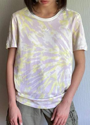 Футболка adidas