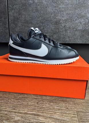 Кроссовки женские nike wmns classi