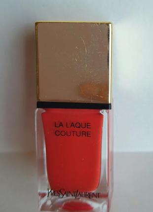 Yves saint laurent
la laque couture лак для ногтей3 фото