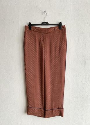 Легкие сатиновые брюки