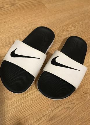 Nike шлепки детские