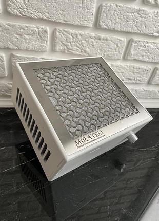 Вытяжка для маникюра / педикюра