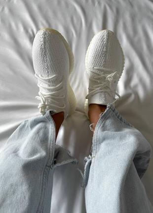 Женские кроссовки adidas yeezy 350 v2 boost white6 фото