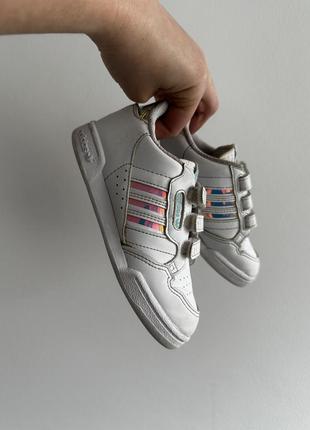 Кросівки adidas, розмір 272 фото