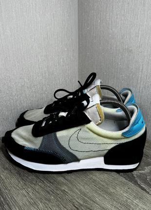 Nike daybreak type n 354 barely