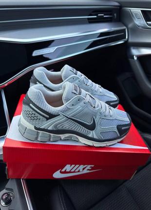 Чоловічі кросівки nike vomero 5 new gray silver black5 фото