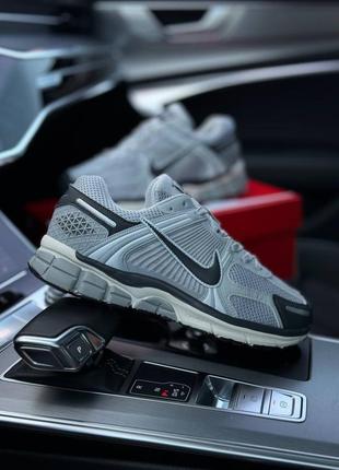 Чоловічі кросівки nike vomero 5 new gray silver black3 фото