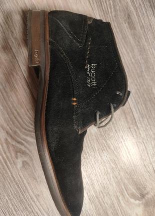 Ботинки (дезерти) bugatti німеччина лишилися тільки замшеві оригінал