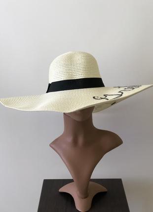 Женская шляпа с широкими полями 131313 фото